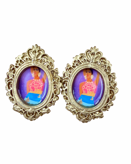 Luna Part 2 Frame earrings